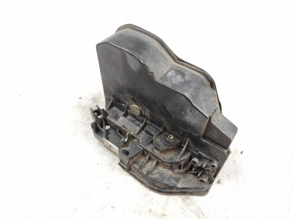 Front door lock – BMW 5 Series E60 E61 (2004-2010)