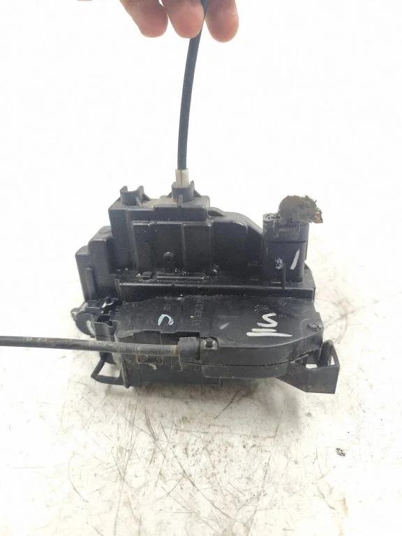 Front door lock 3CP016M52 – Renault Modus (2004-2007)