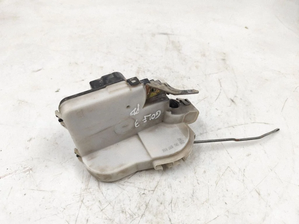 Front door lock 1H1837016