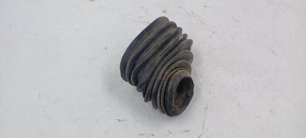 Sandarinimo guma priekinių durų (ant kėbulo)