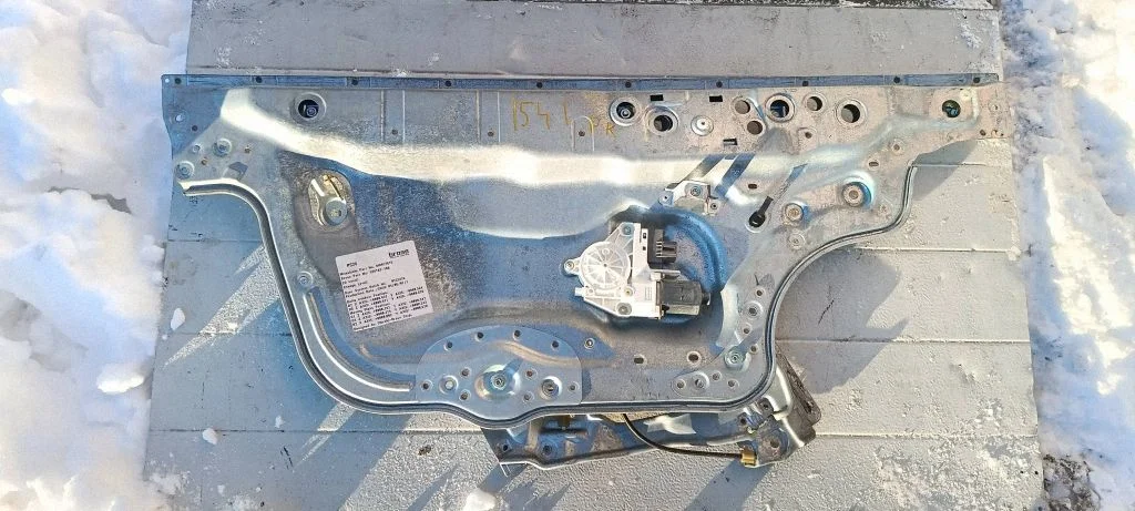 Front door window regulator with motor 998183106
