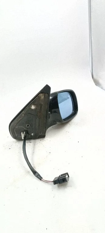 Front door electric wing mirror E1010515