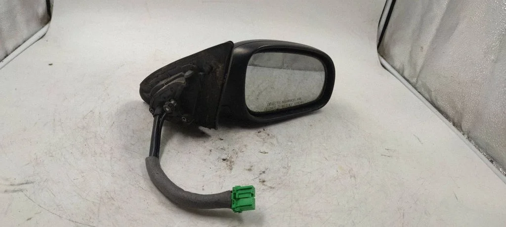 Esiukse elektriline välispeegel – Volvo S60 (2001-2004)