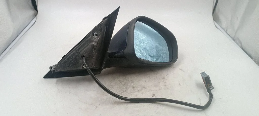 Front door electric wing mirror – front right