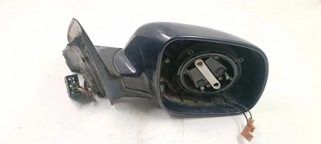 Front door electric wing mirror – front right