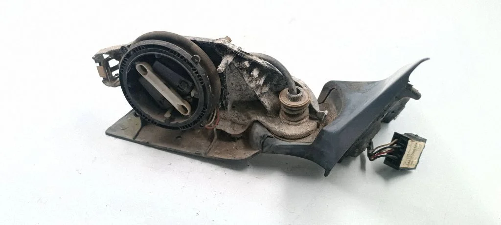 Front door electric wing mirror 4B1858531