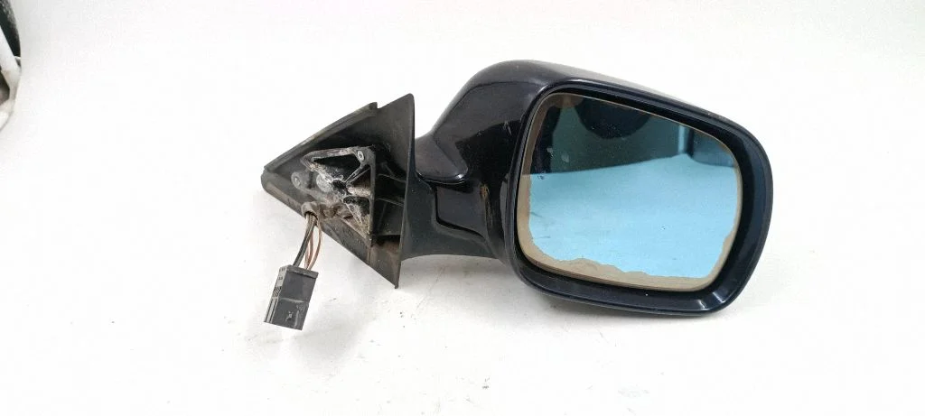 Esiukse elektriline välispeegel RS0225402