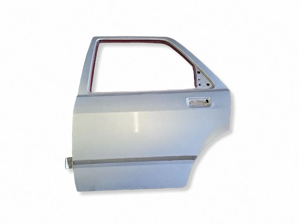 Rear door – rear left