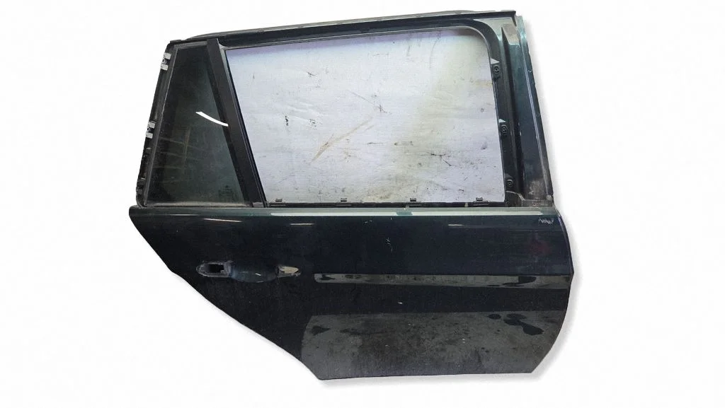 Rear door – rear right