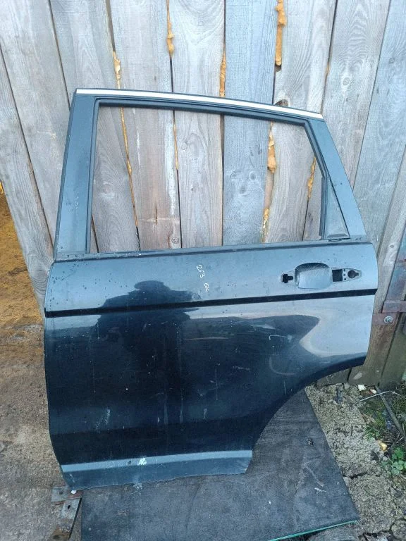 Rear door – left