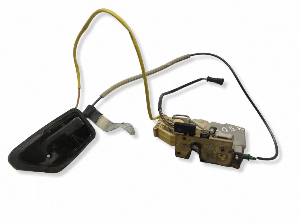Rear door lock – rear left