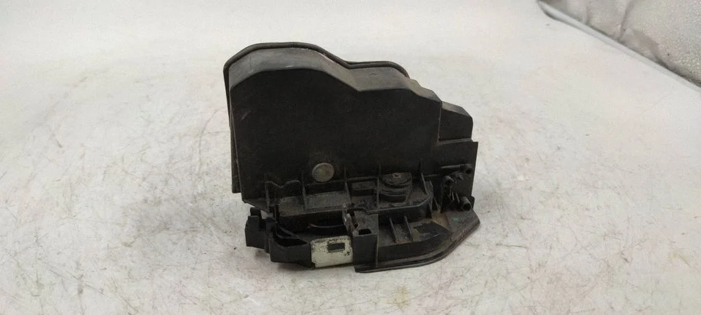 Tagaukse lukk 7036171