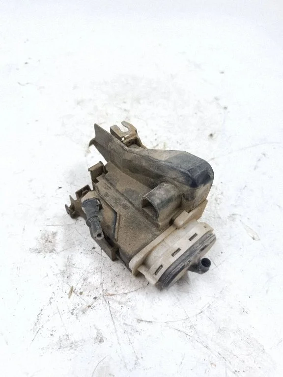 Rear door lock 8D0839015A