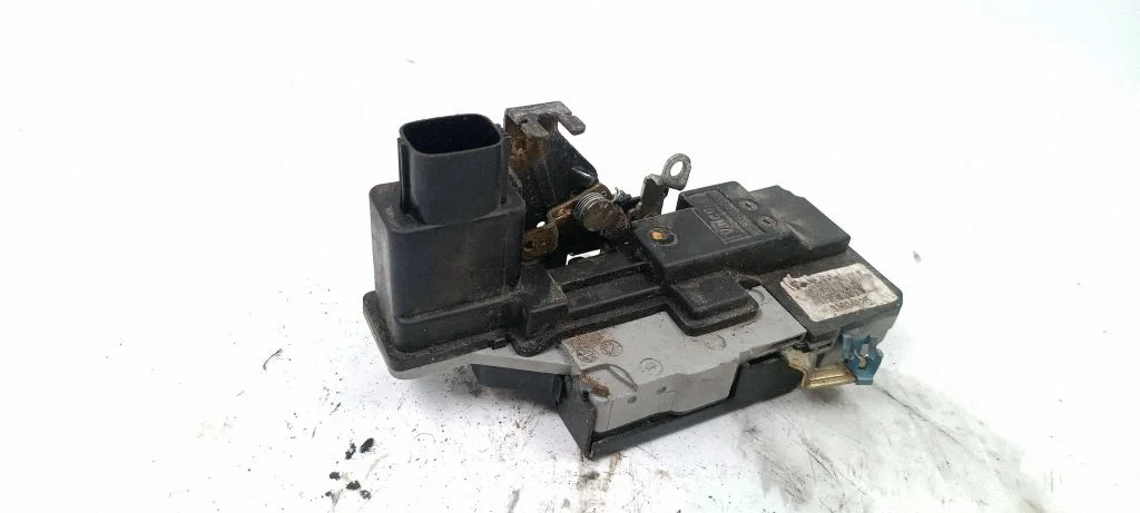 Rear door lock – Volvo XC70 (2001-2004)
