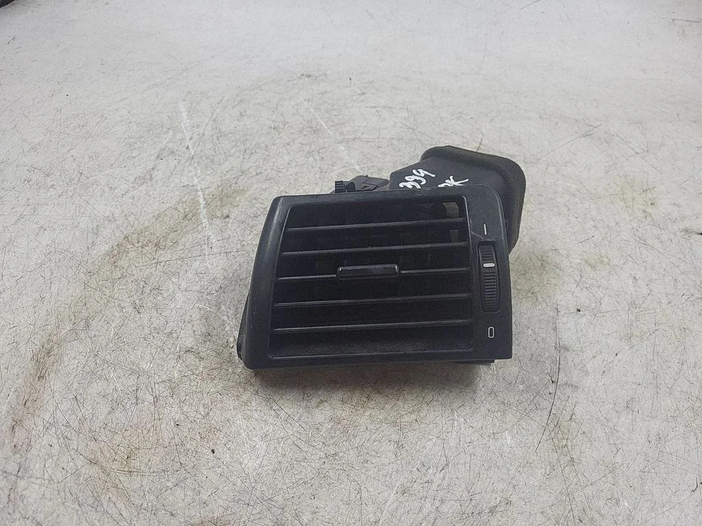 Dashboard side air vent grill/cover trim – BMW 3 Series E46 (1998-2005)
