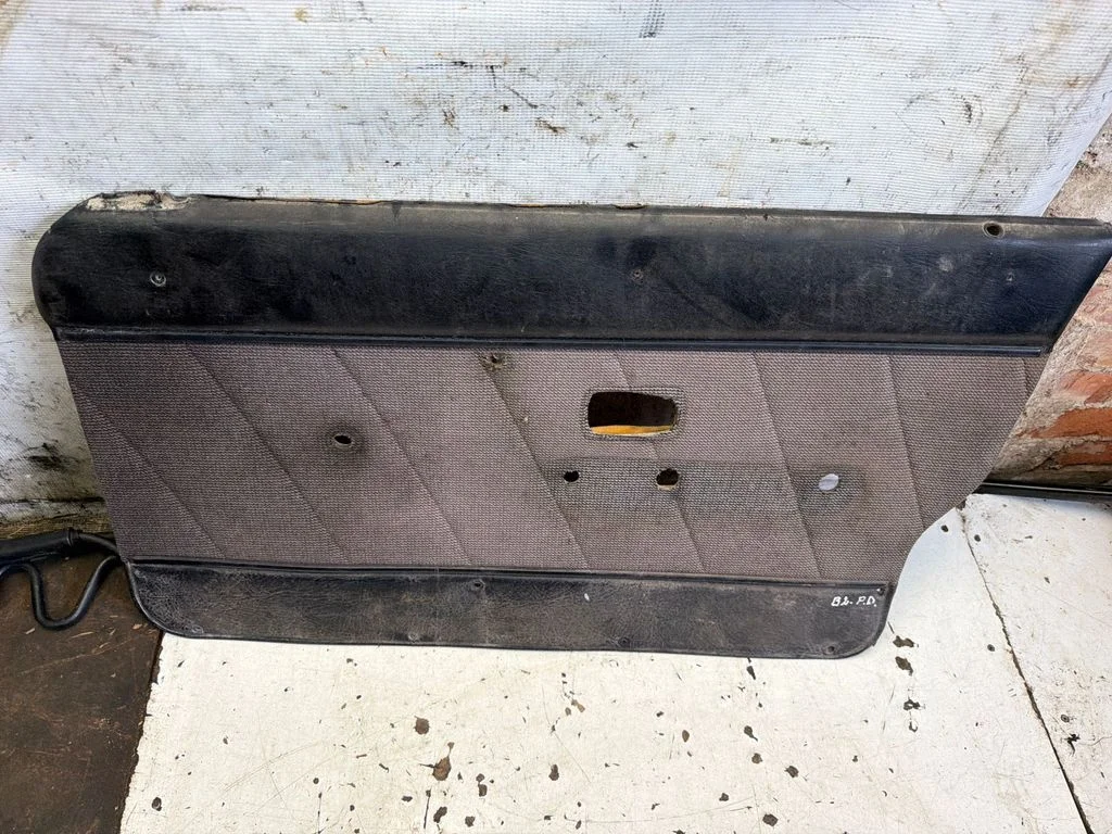 Front door card panel trim – front right