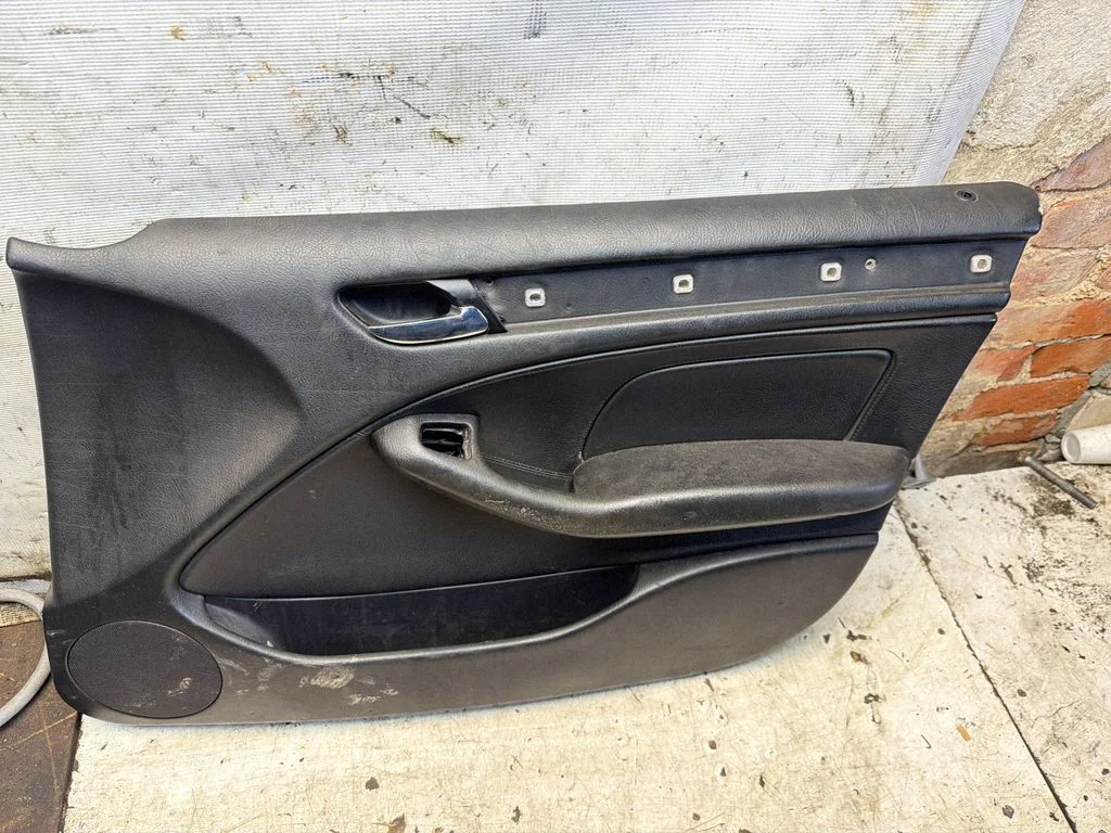 Front door card panel trim – front right