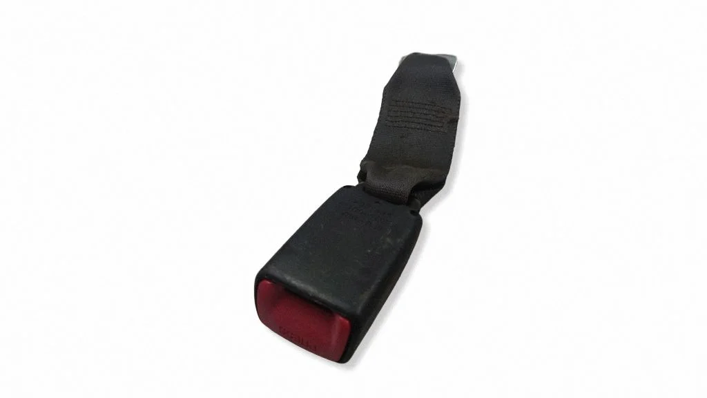 Rear seatbelt buckle