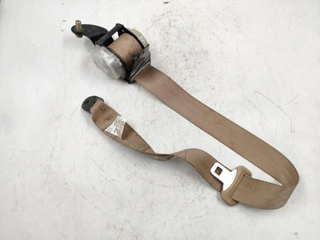 Rear seatbelt – Honda Accord (2003-2007)