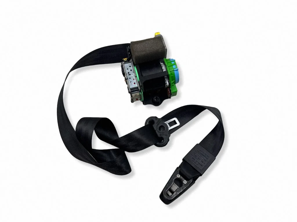 Front seatbelt – Audi A4 Allroad B8 (2008-2016)