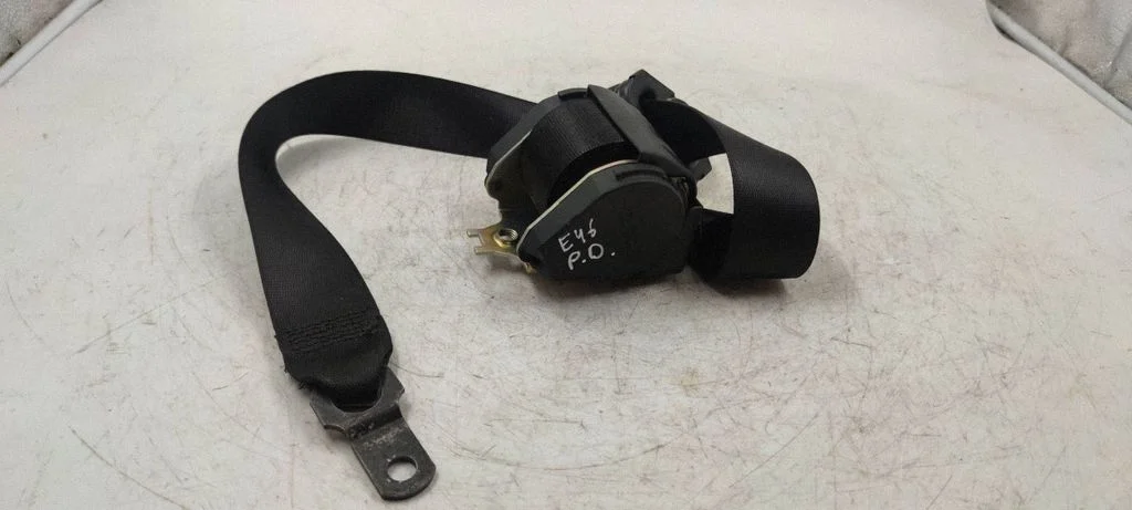 Front seatbelt 560569121D