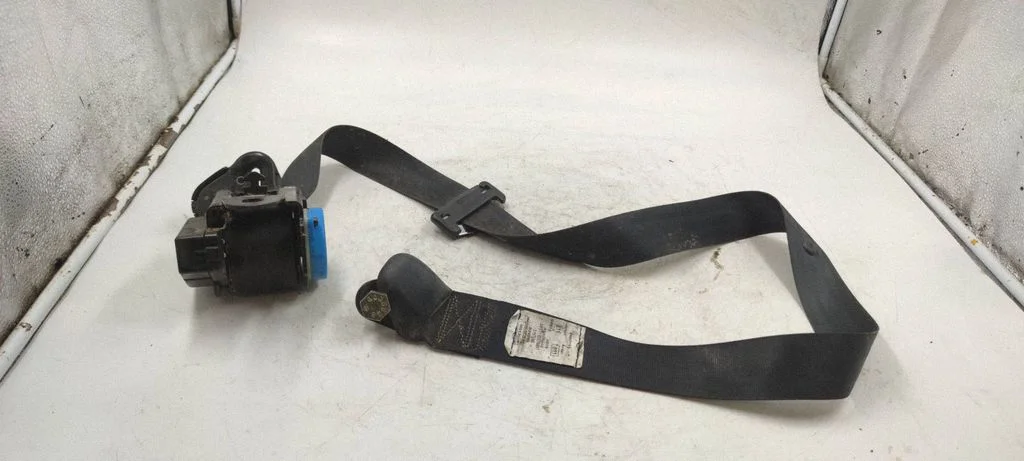 Front seatbelt – Chrysler Grand Voyager III (1995-2000)