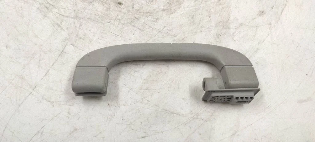 Rear interior roof grab handle – BMW 5 Series E60 E61 (2004-2010)