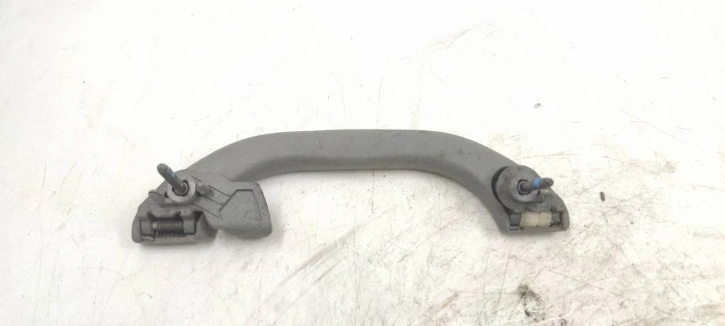 Rear interior roof grab handle 8d0857607