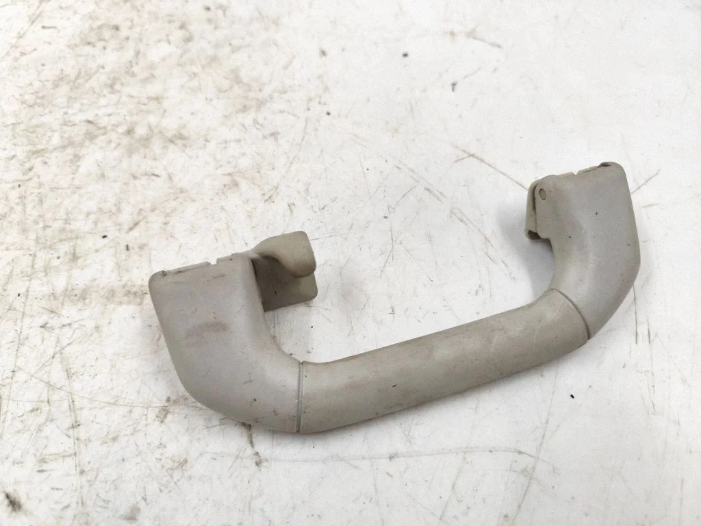 Rear interior roof grab handle – Volkswagen Sharan (1996-2000)