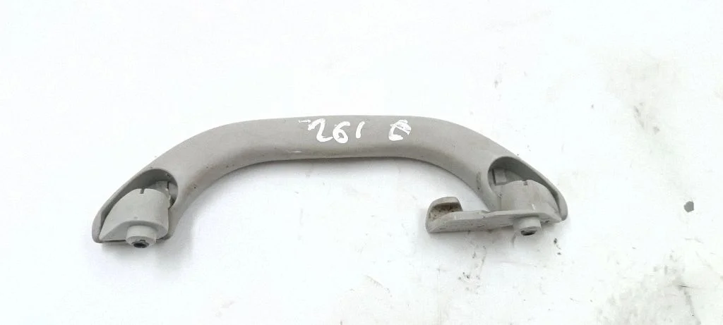 Rear interior roof grab handle – Audi A4 S4 B5 8D (1994-1999)