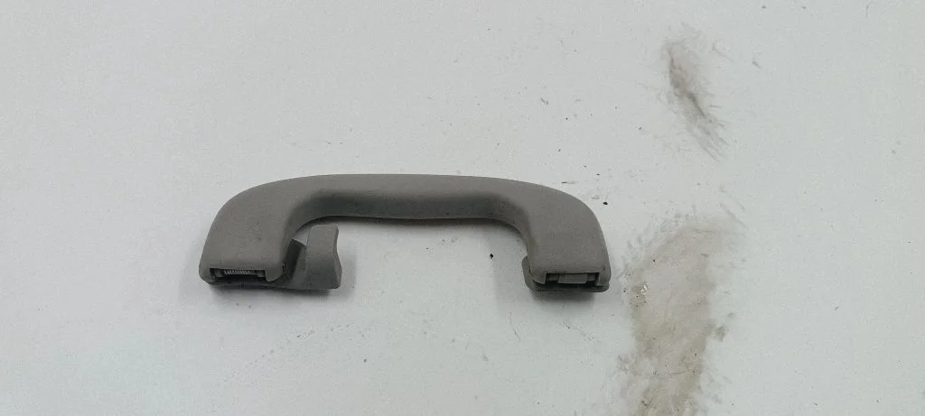 Rear interior roof grab handle – Opel Vectra C (2002-2005)