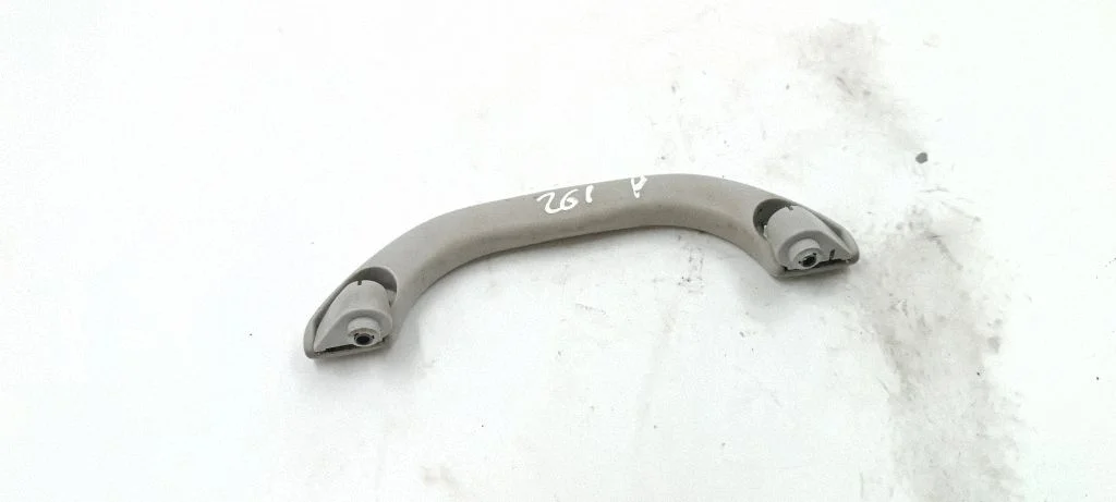Front interior roof grab handle 8D0857607