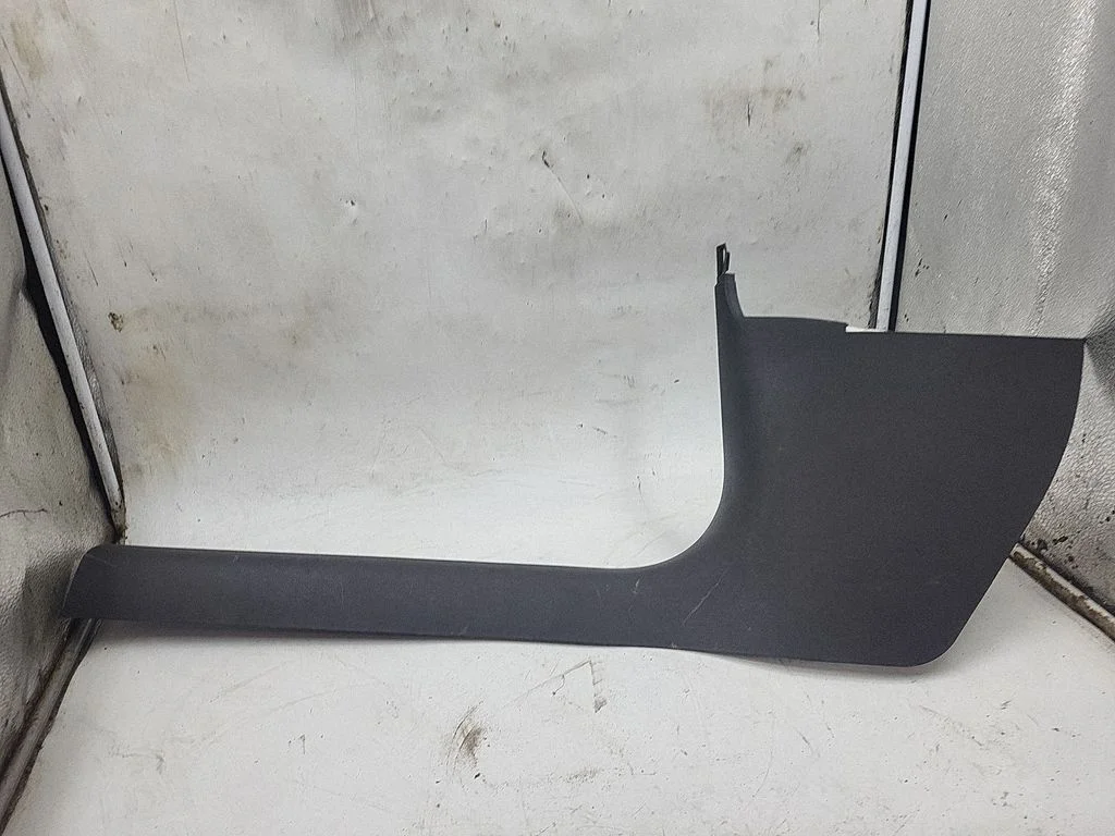 Front sill trim cover 21702709