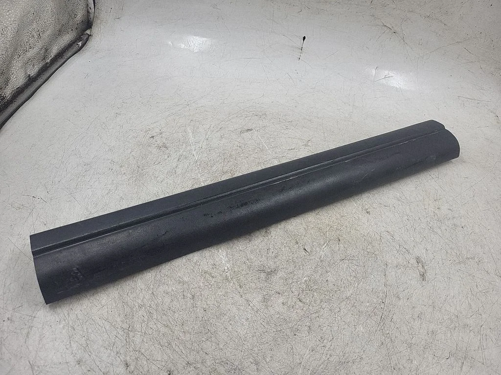 Front sill trim cover – BMW 3 Series E46 (1998-2005)
