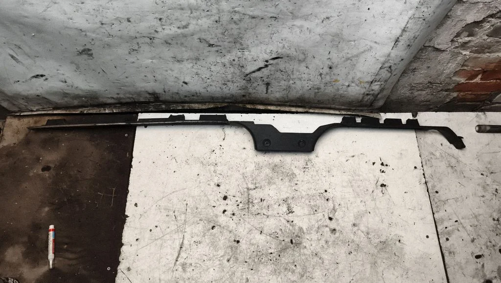 Front sill trim cover A1636860936