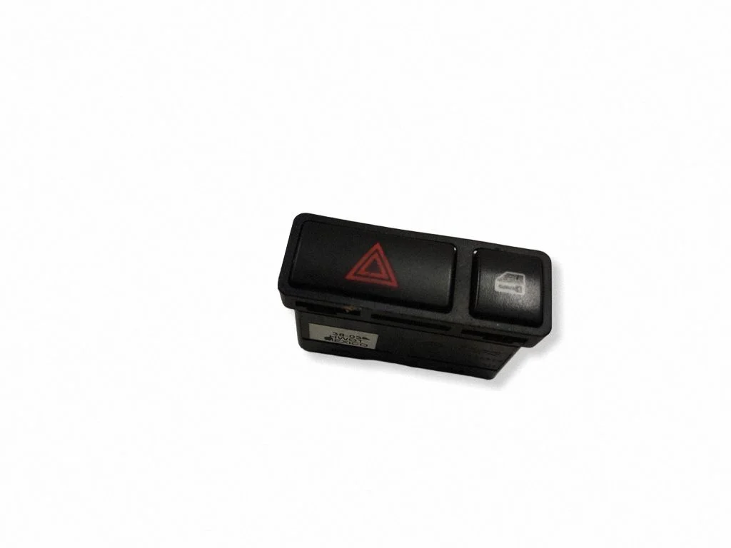 Avārijas gaismu slēdzis 61318368920
