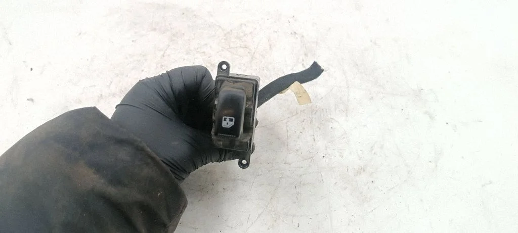 Electric window control switch
