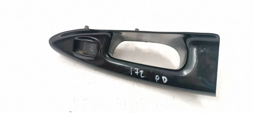 Elektrisko logu slēdzis 8D1867172A