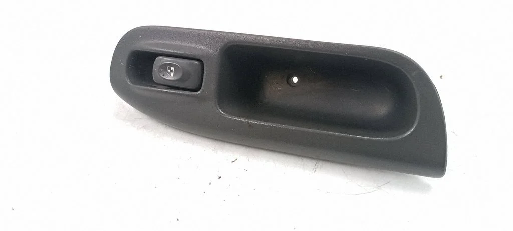 Elektrisko logu slēdzis – Renault Scenic I (1996-2003)