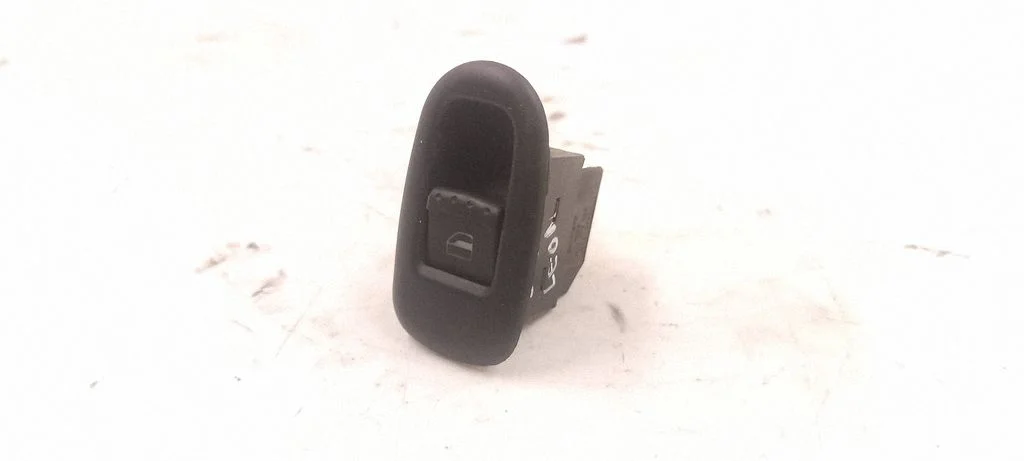 Elektrisko logu slēdzis 1M0959855