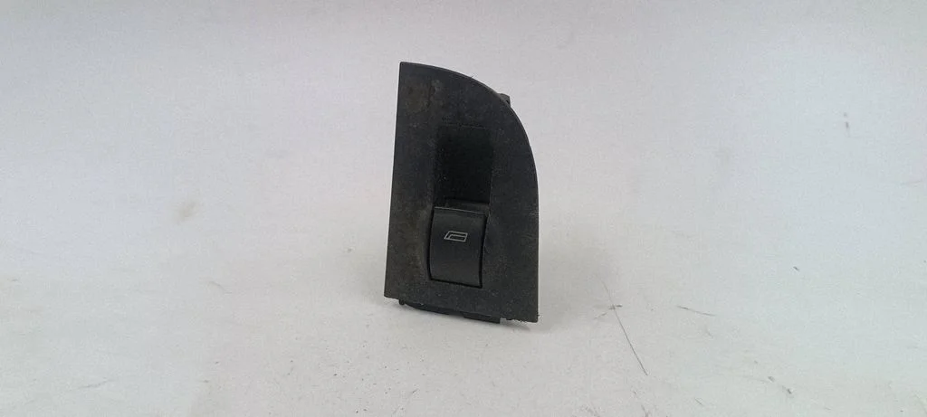Elektrisko logu slēdzis 4B0959855