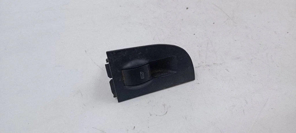 Elektrisko logu slēdzis 4B0959855