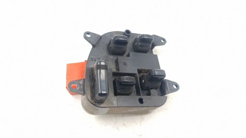 Electric window control switch 1441D68