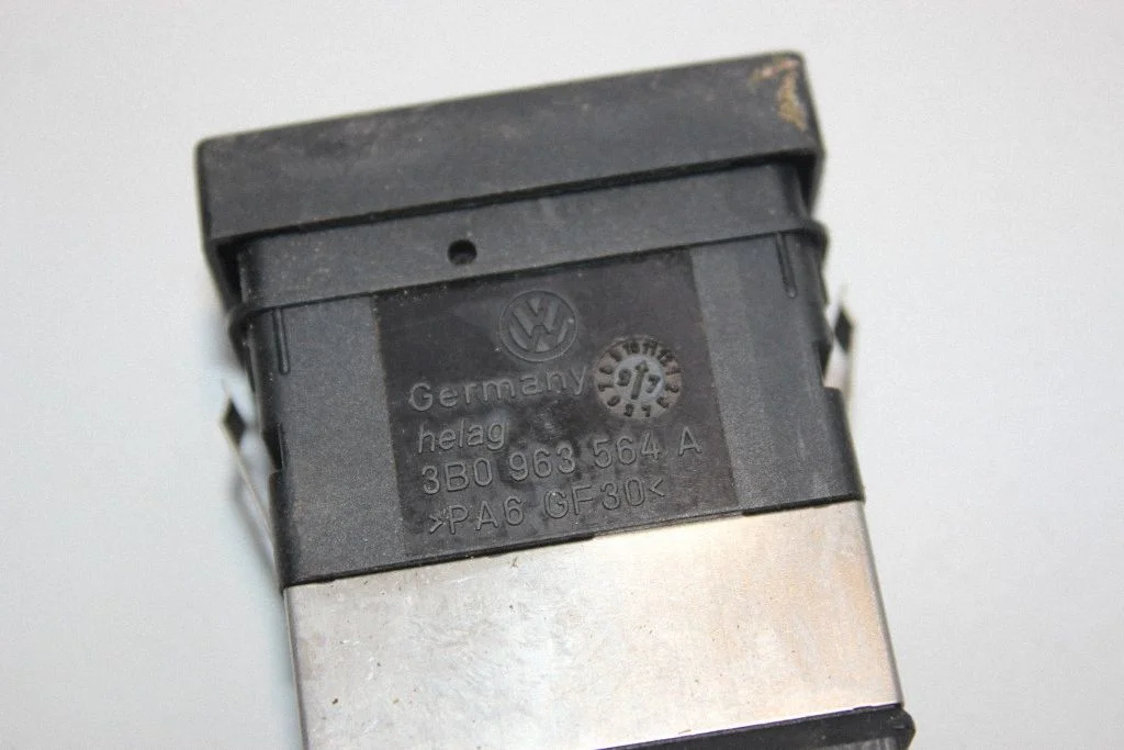 Seat heating switch 3B0963564A