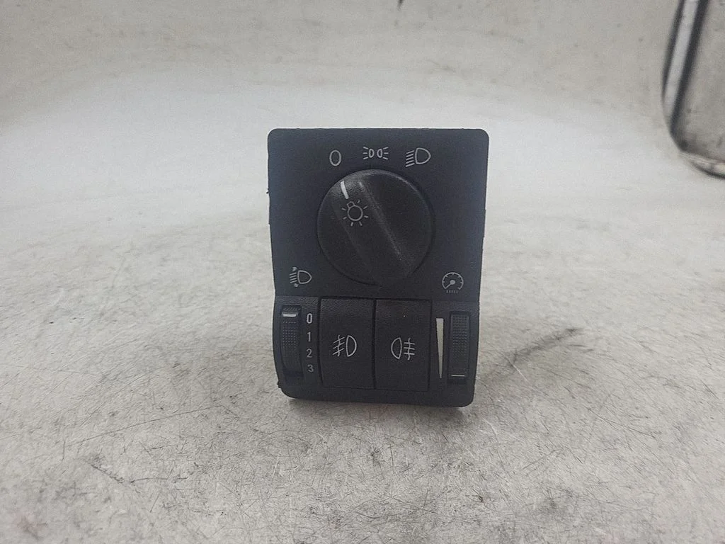 Gaismu slēdzis 09133249