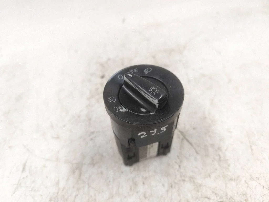 Light switch – Seat Alhambra (Mk1) (1996-2010)