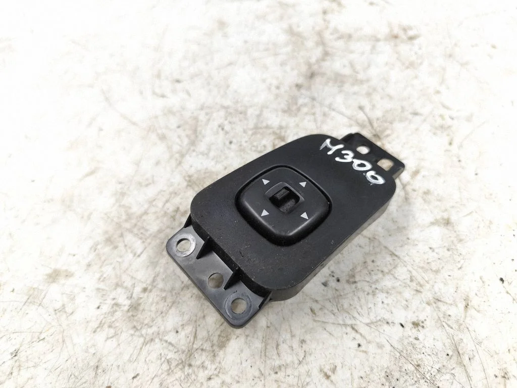 Küljepeeglite lüliti LD4766600 – Mazda MPV II LW (1999-2007)