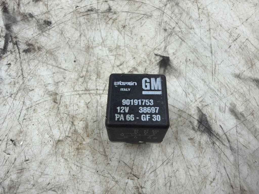 Cits relejs PA66GF30