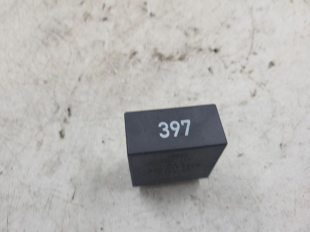 Muu relee – Audi A4 S4 B5 8D (1999-2000)