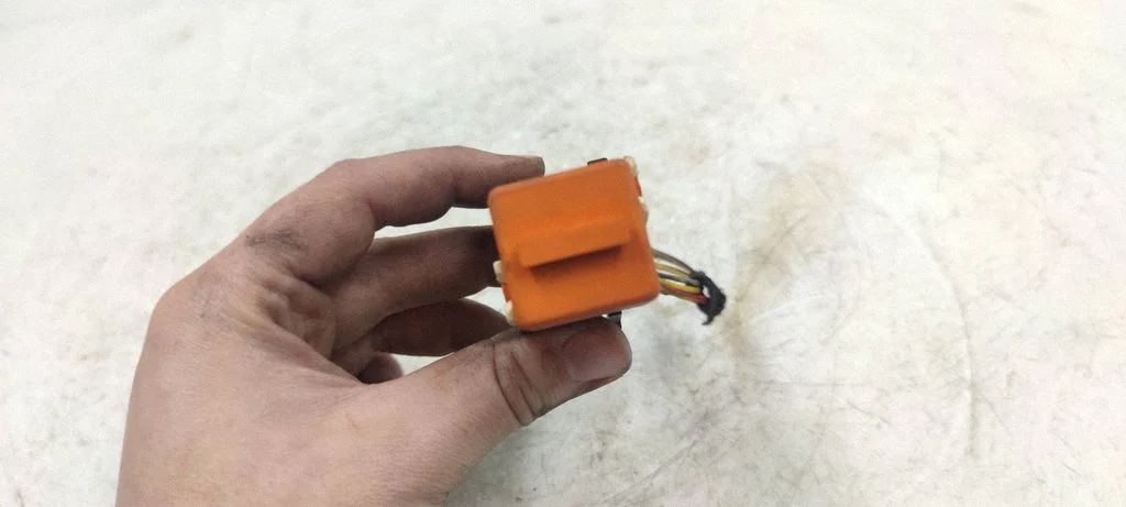 Other relay 1378238